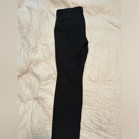 Gap | Black with White Dots | Signature Skinny Ankle Pant - Picture 6 of 7